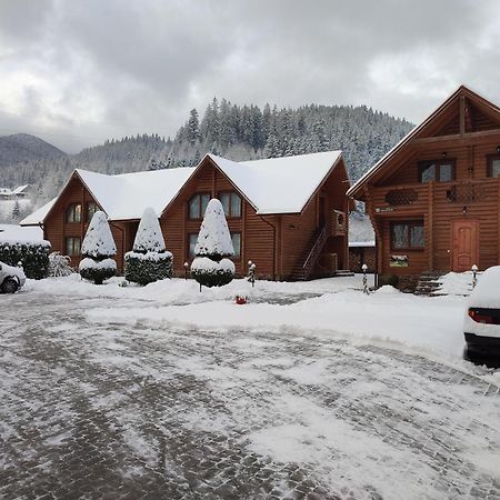 Mini Hotel Zakrut Tatariw Exterior foto