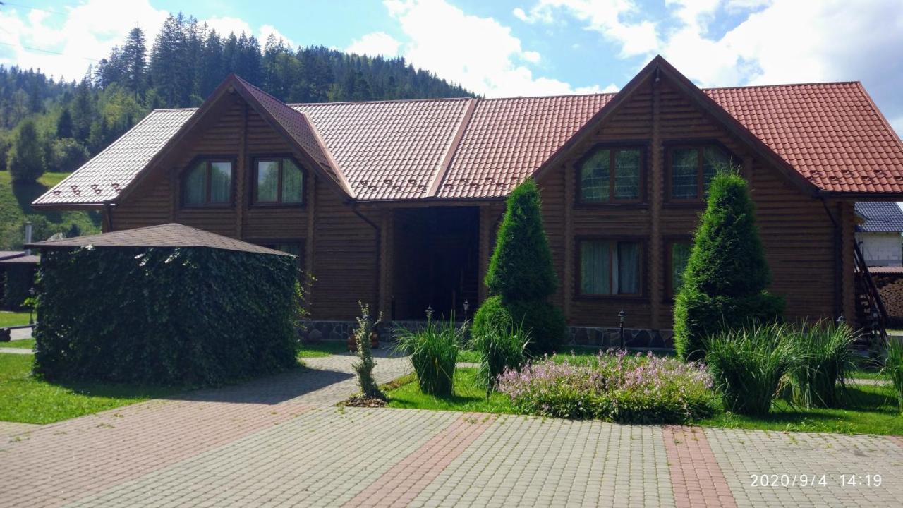 Mini Hotel Zakrut Tatariw Exterior foto
