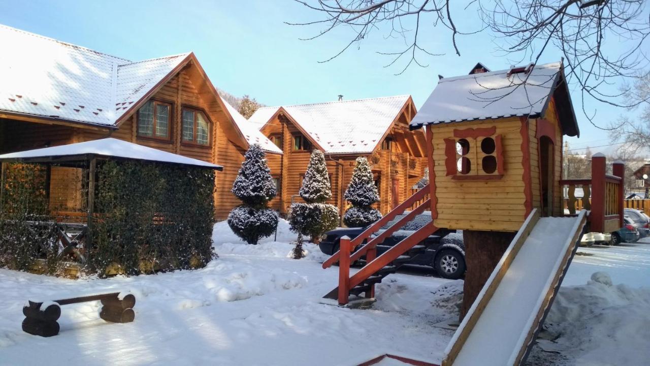 Mini Hotel Zakrut Tatariw Exterior foto