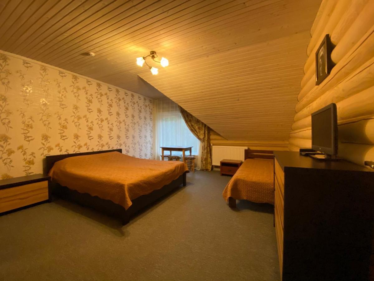 Mini Hotel Zakrut Tatariw Exterior foto