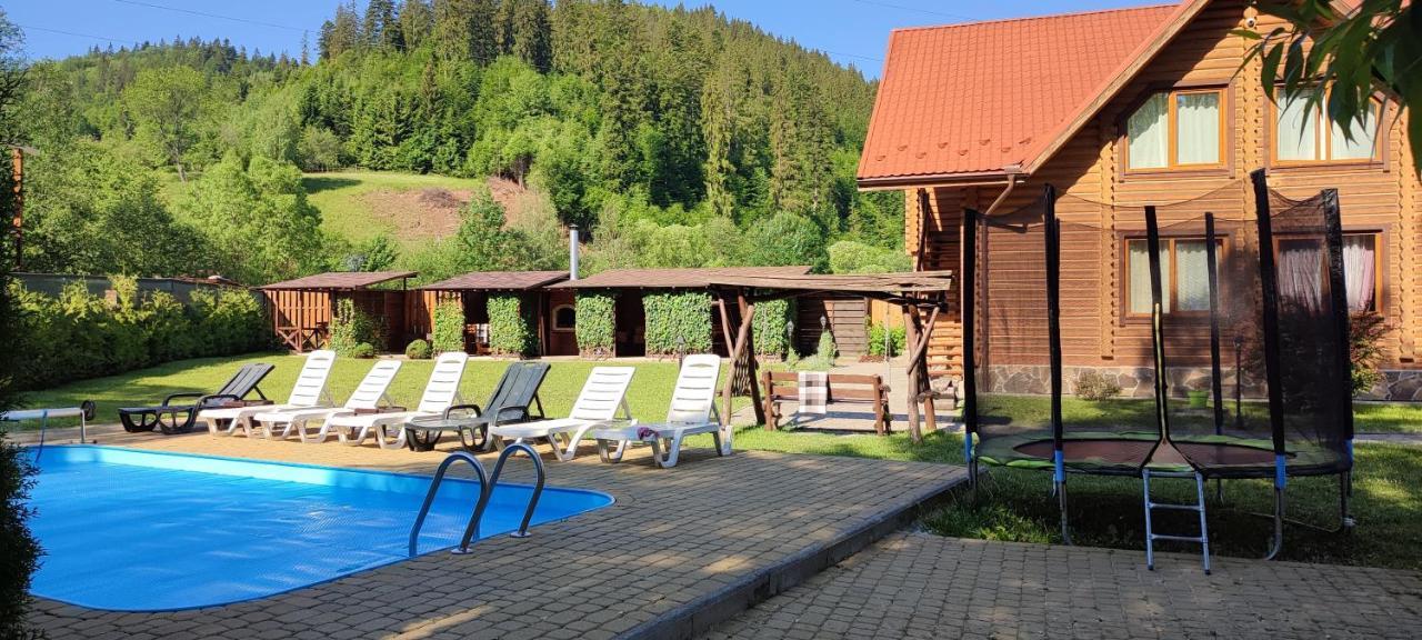 Mini Hotel Zakrut Tatariw Exterior foto