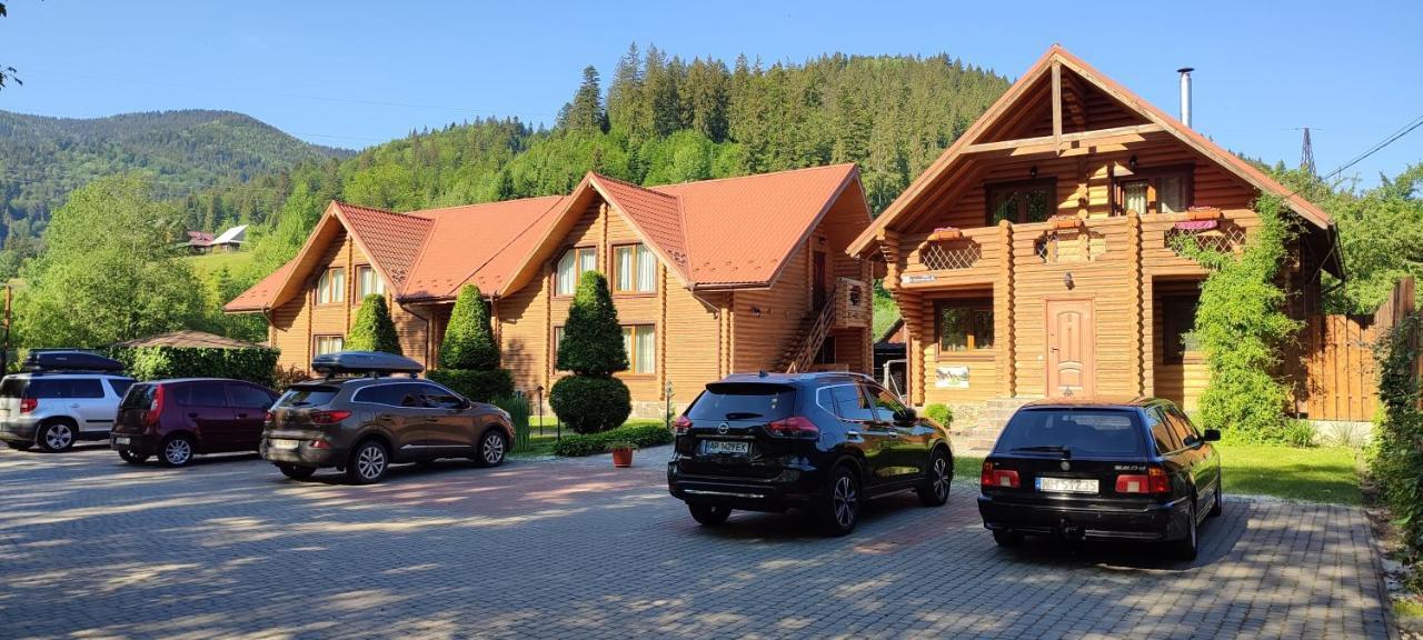 Mini Hotel Zakrut Tatariw Exterior foto