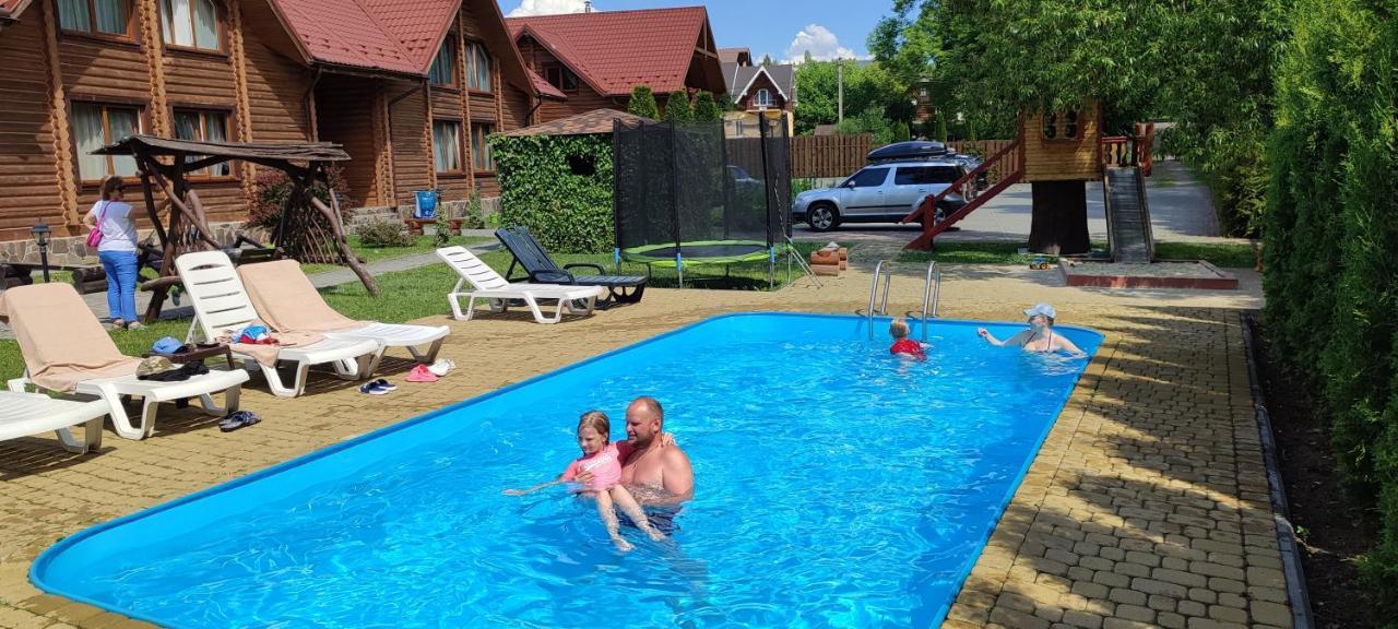 Mini Hotel Zakrut Tatariw Exterior foto