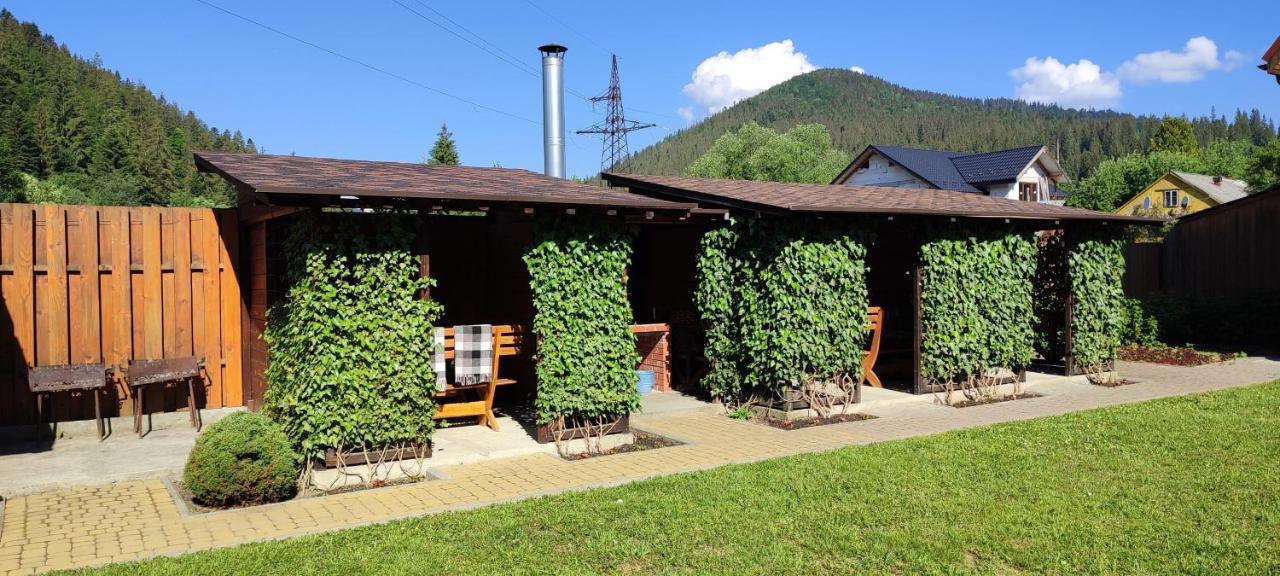 Mini Hotel Zakrut Tatariw Exterior foto