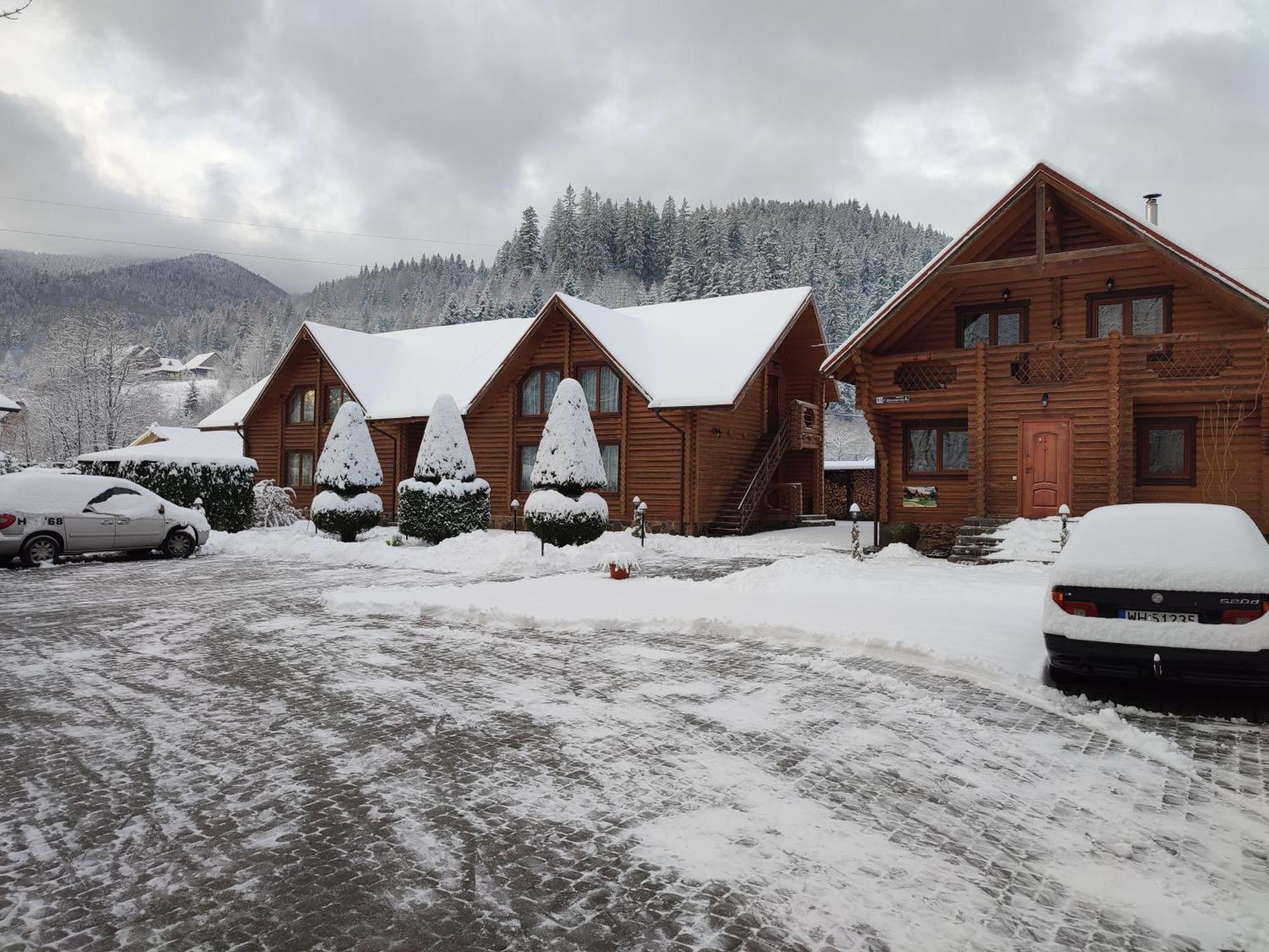 Mini Hotel Zakrut Tatariw Exterior foto