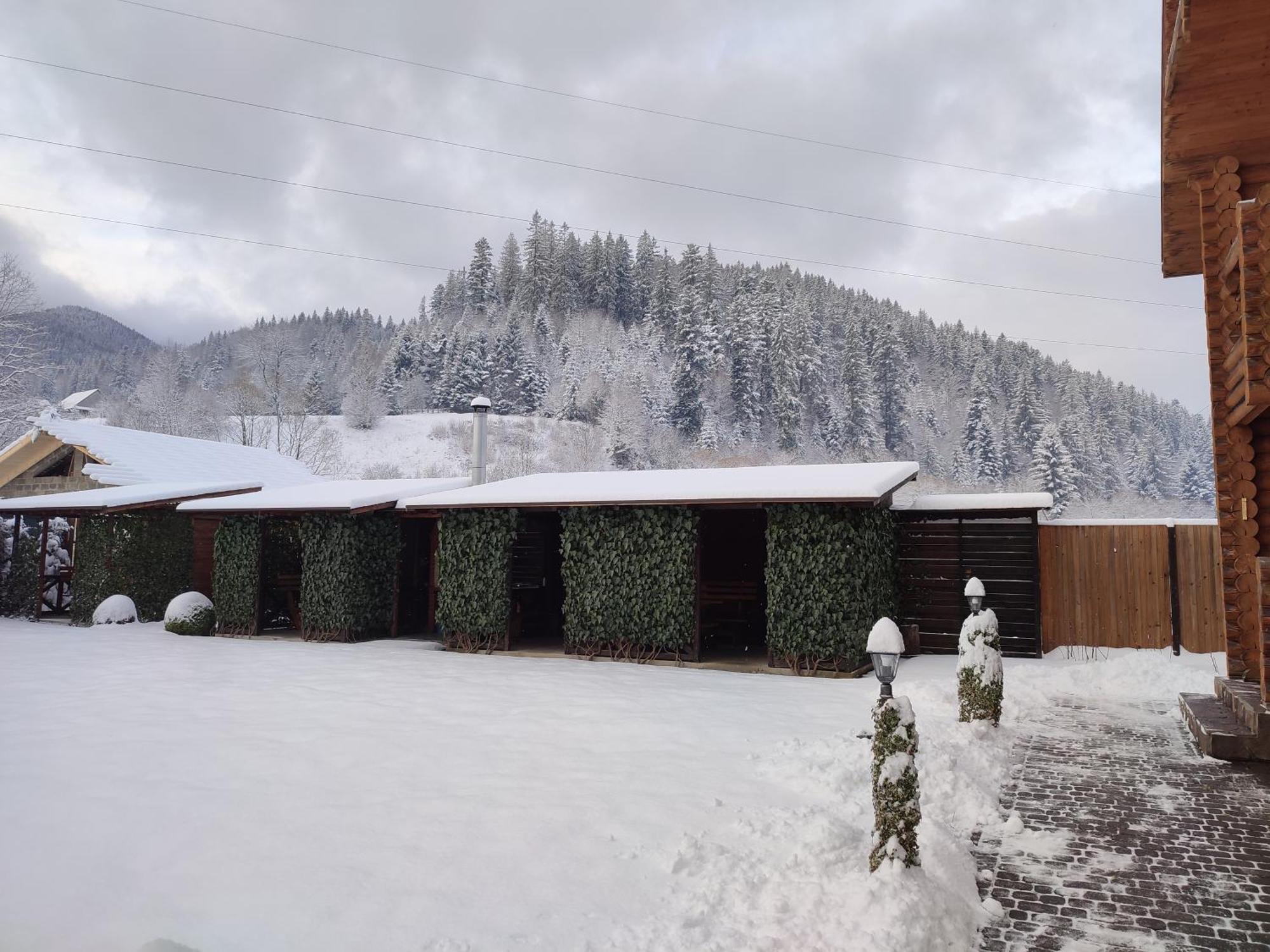 Mini Hotel Zakrut Tatariw Exterior foto