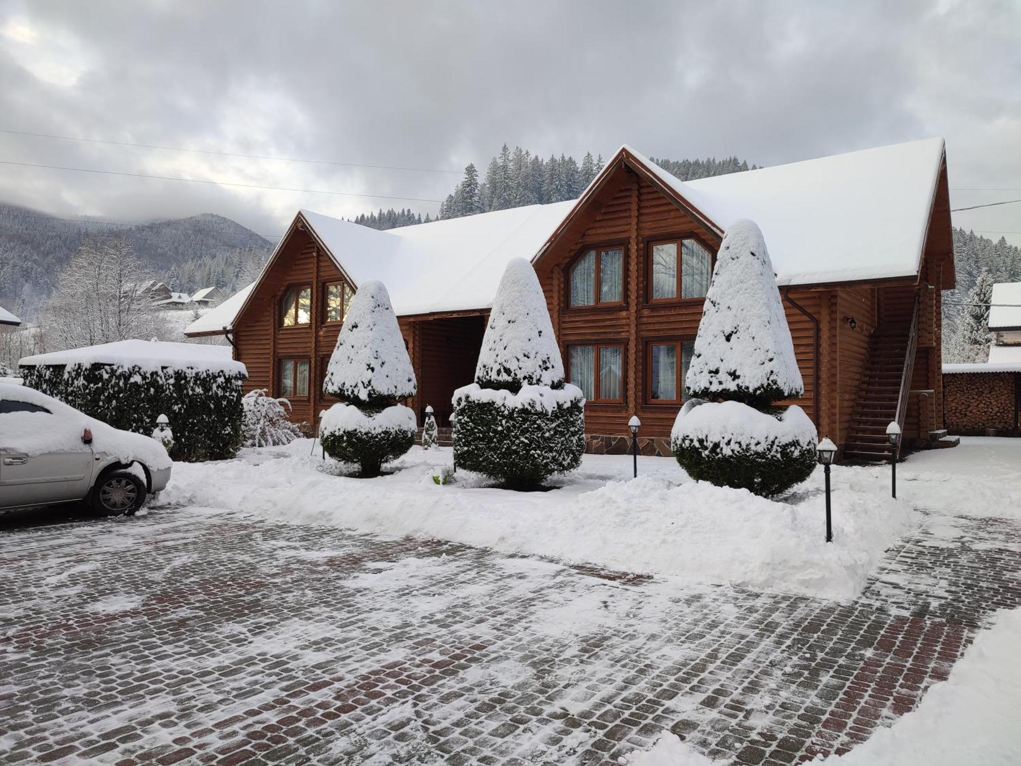 Mini Hotel Zakrut Tatariw Exterior foto